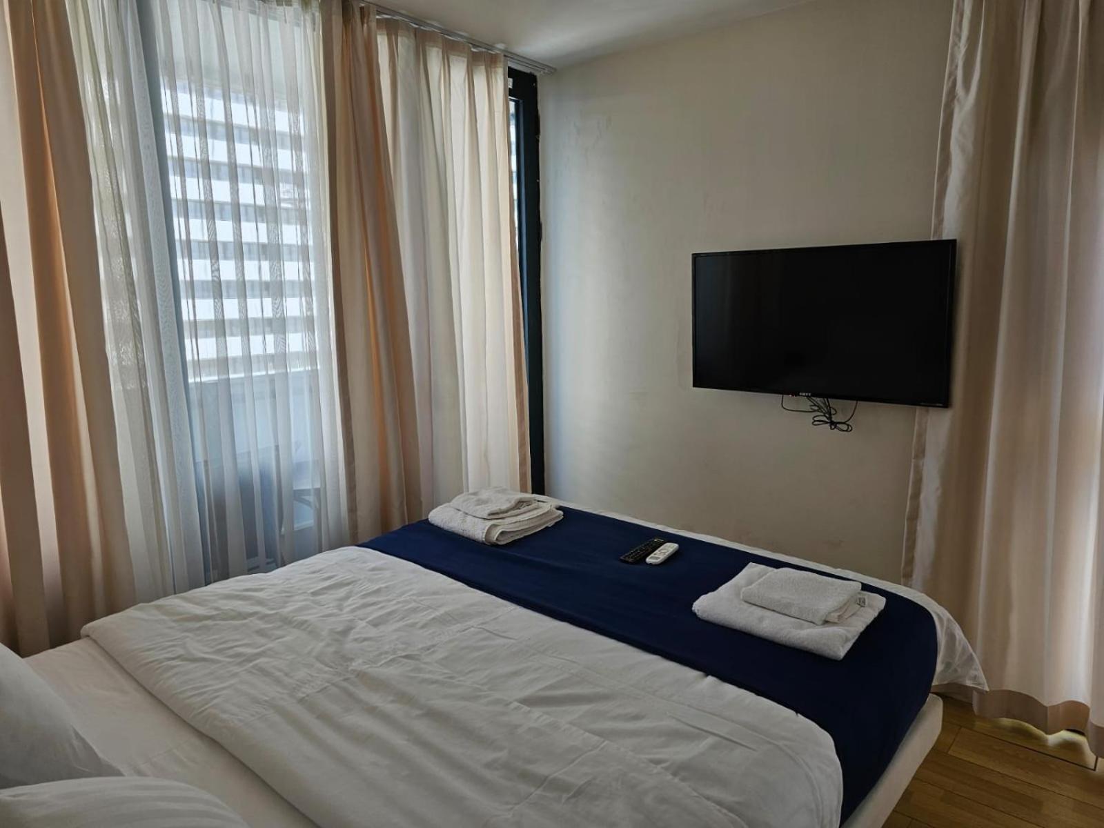 Orbi City Best Apartments Batumi Exteriör bild