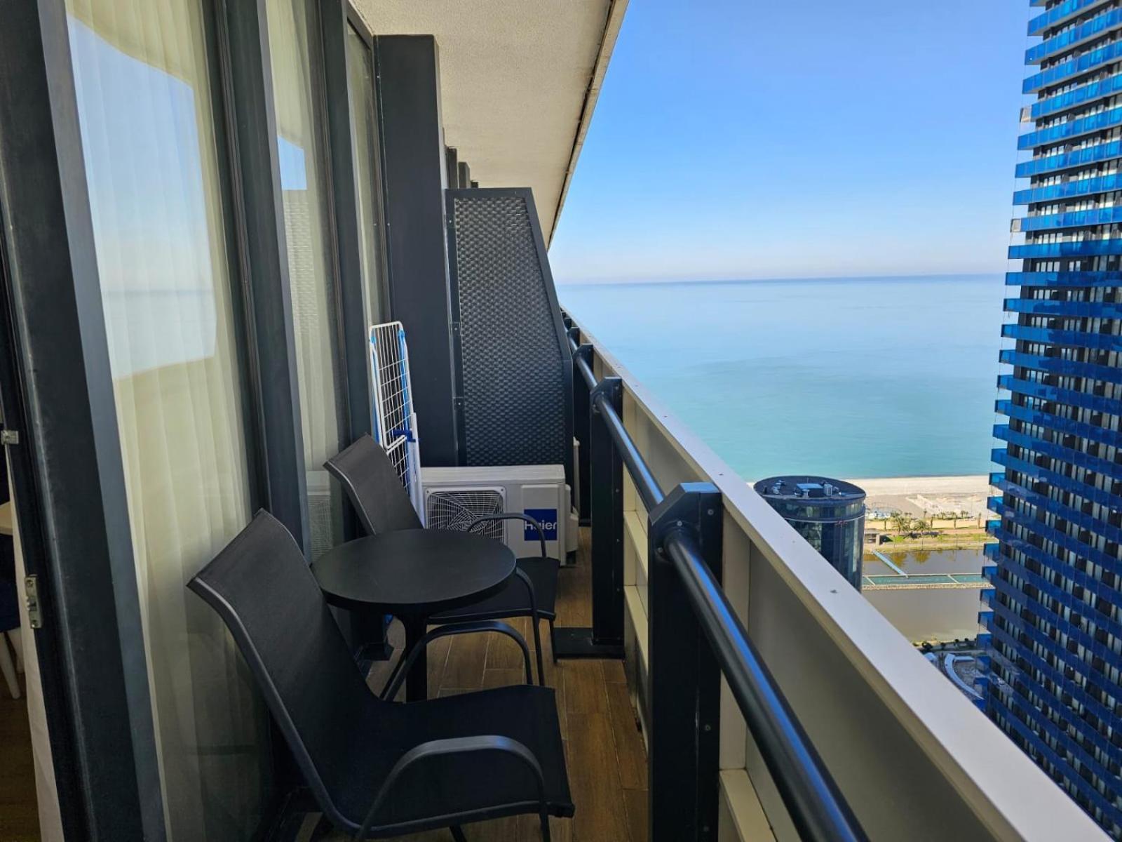 Orbi City Best Apartments Batumi Exteriör bild