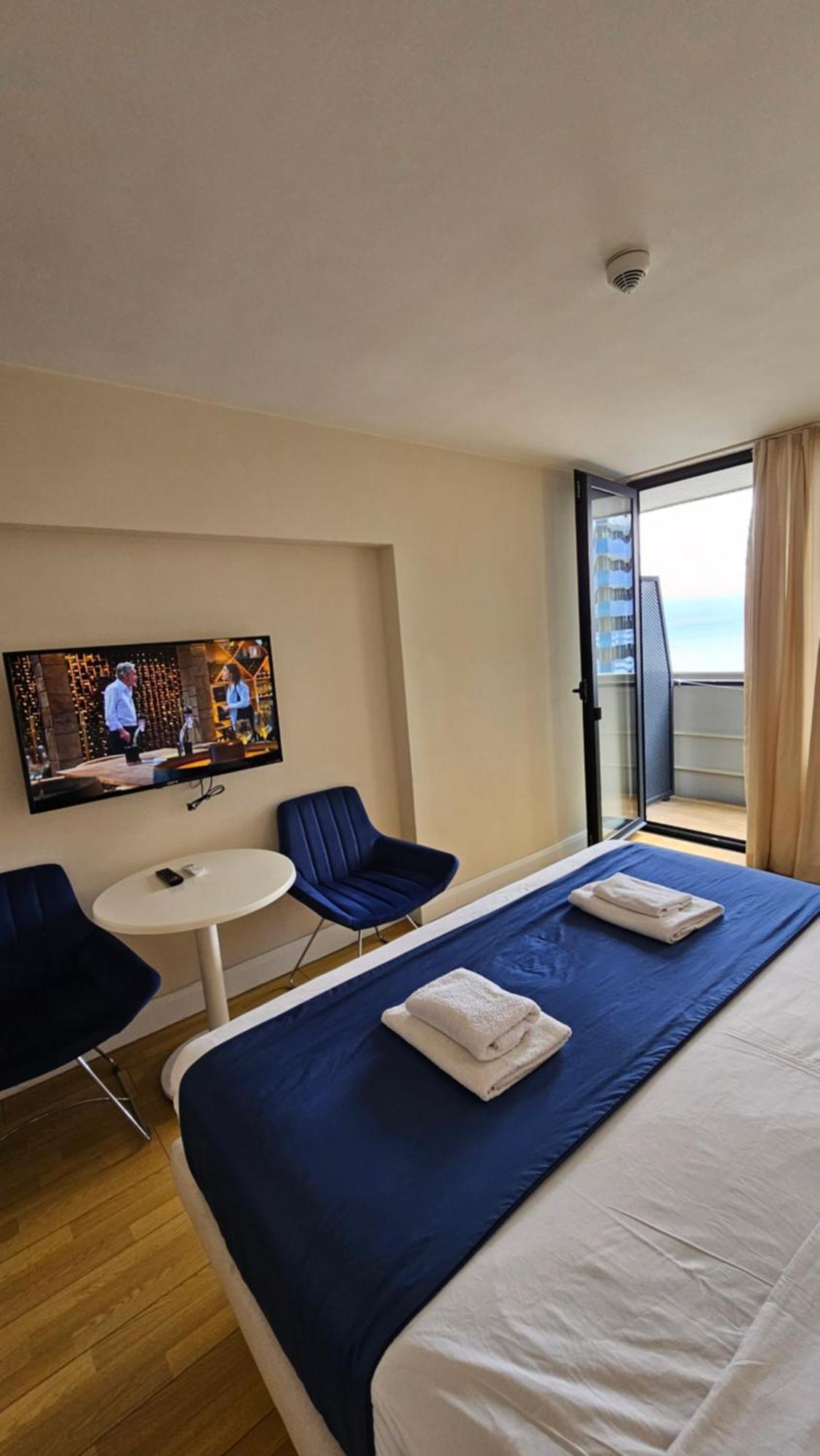 Orbi City Best Apartments Batumi Exteriör bild