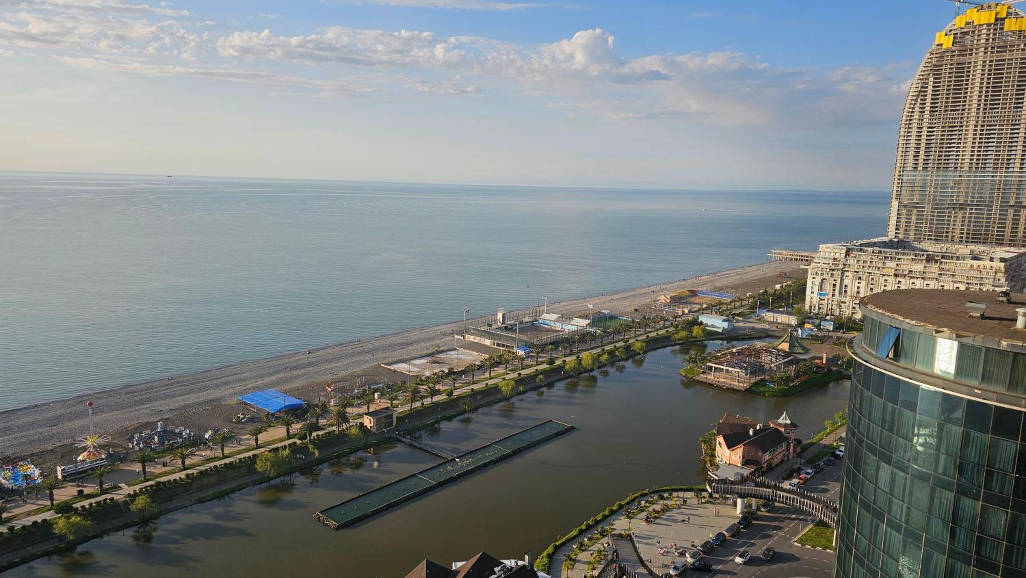 Orbi City Best Apartments Batumi Exteriör bild
