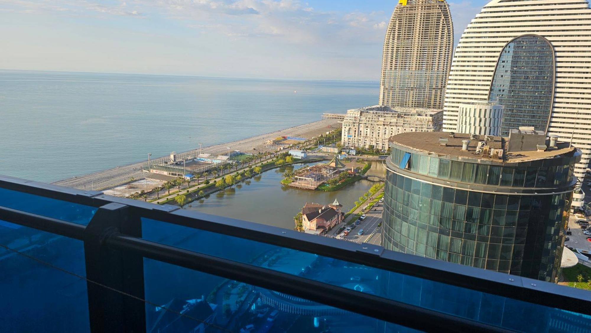 Orbi City Best Apartments Batumi Exteriör bild